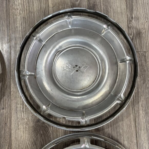 VTG 1960's Chevrolet Chevy Impala Cross Flag Wheel Covers Hubcaps 4 Chrome 14" - Picture 7 of 9